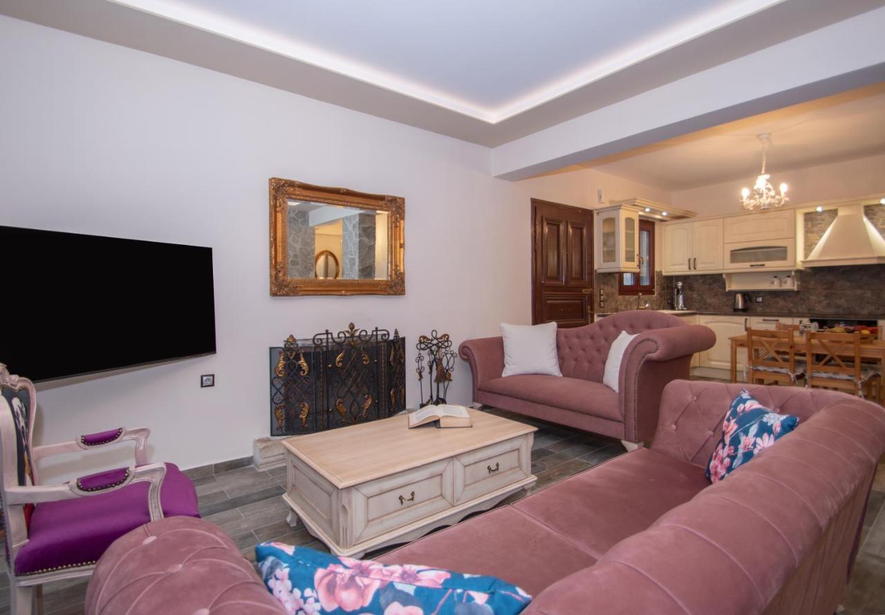 Ariadni Vista Mare By 
